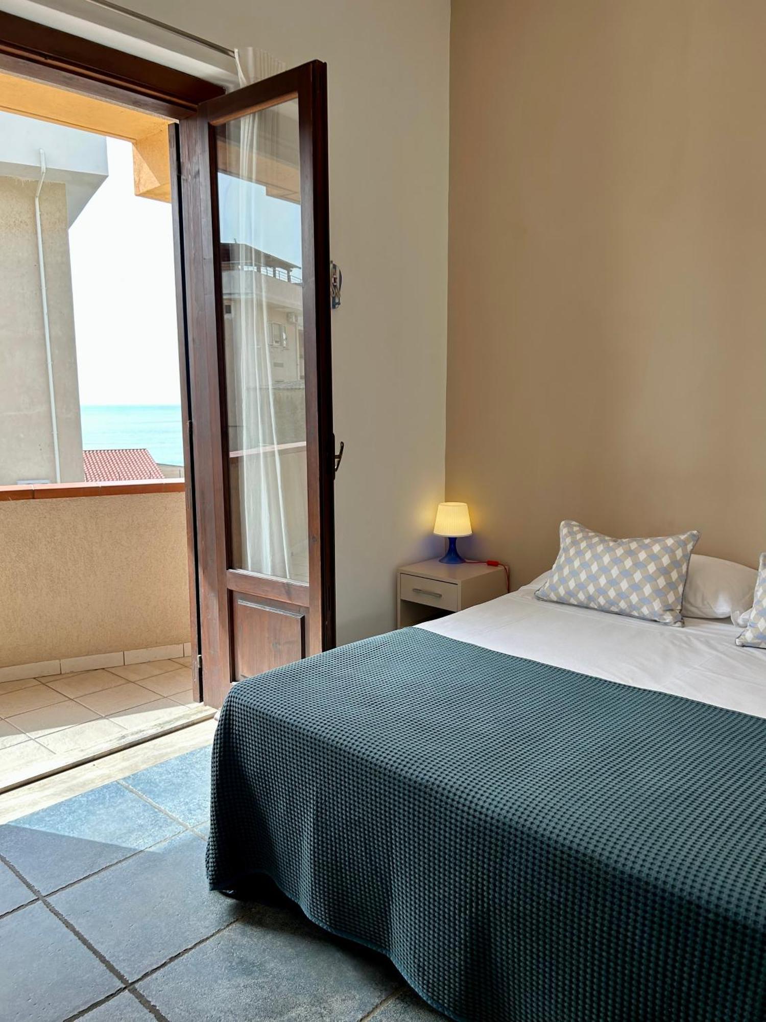Arcobaleno Tropea Centro Bed and Breakfast Eksteriør billede